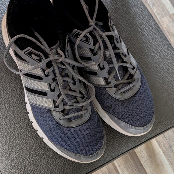 Men's Adidas Duramo 6, Size 13, But Fits Like Size 12.5 - Picture 1 of 6